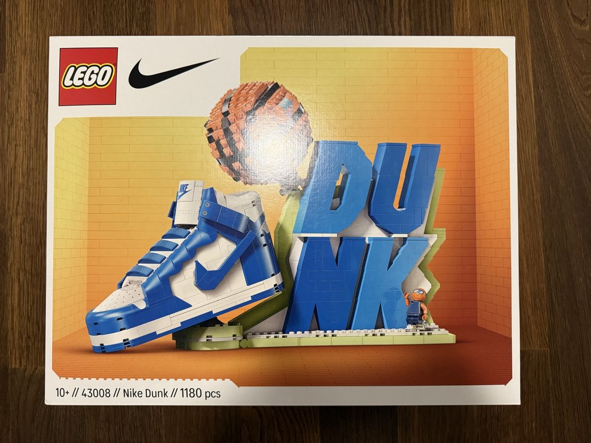 Lego Kit di costruzioni: NEU: LEGO Nike Dunk x Set – Nuovo e nell'imballaggio originale da Oberurnen venduto da dnoser