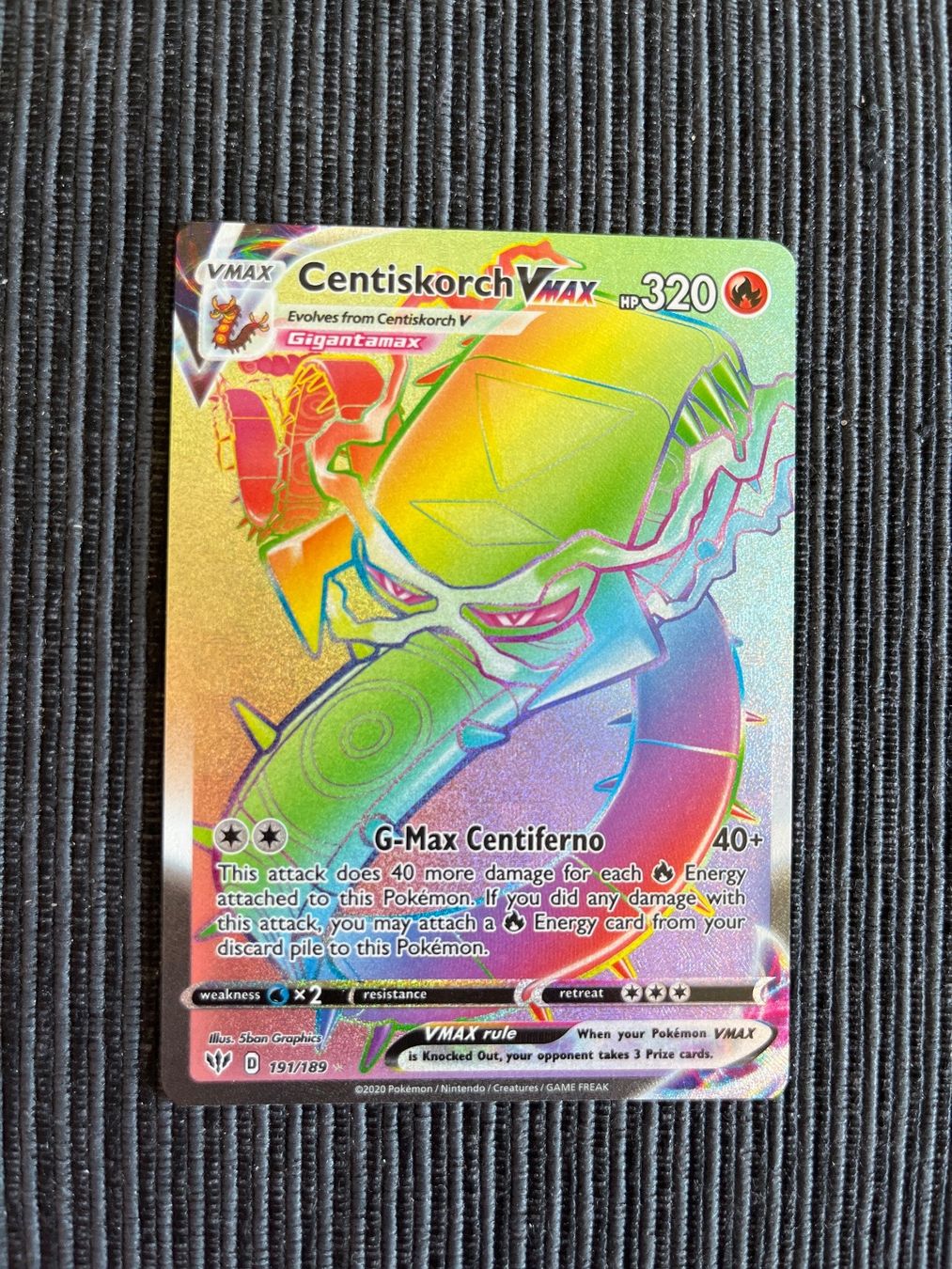 Pokémon Carte collezionabili: Pokemon Centiskorch Vmax Rainbow Darkness Ablaze EN – Nuovo (secondo la descrizione) da Wabern venduto da Collectfun