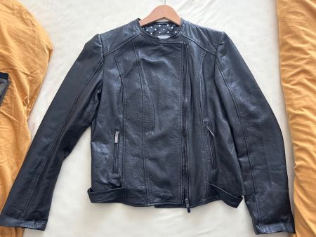 Veste en cuir NEUVE taille 40