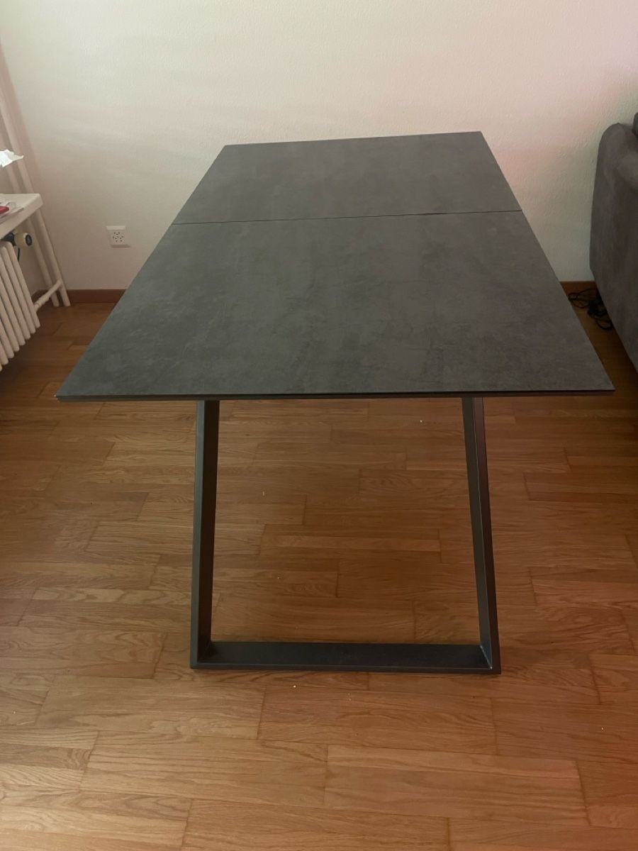 Plateaux: Esstisch dunkelgrau 160x90 – Neuf (Voir description) à Urdorf par has_7p8k