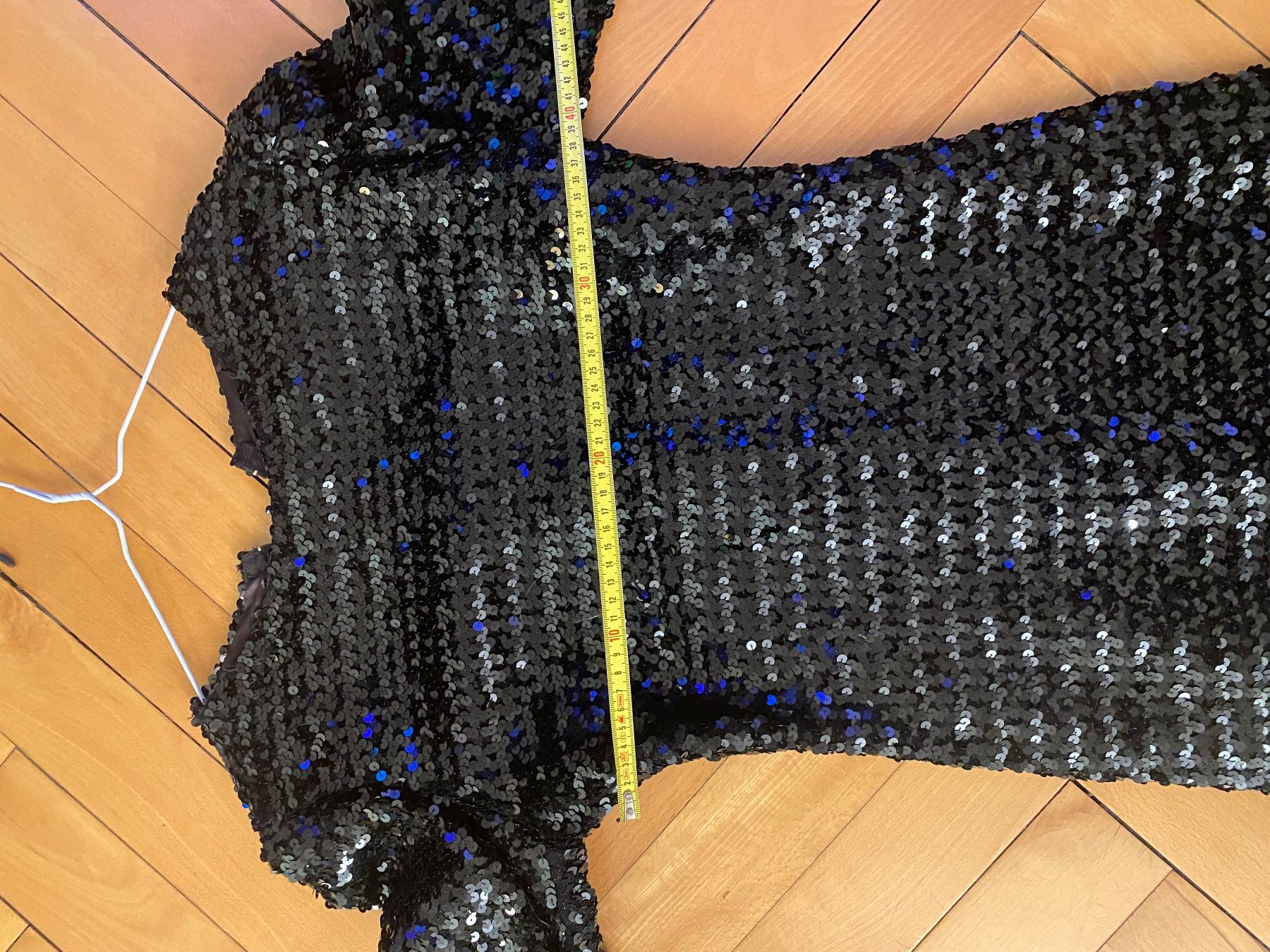 Vestiti: Robe de cocktail paillettes noir 36 – Usato da Küssnacht am Rigi venduto da CALIFRASQUI 7