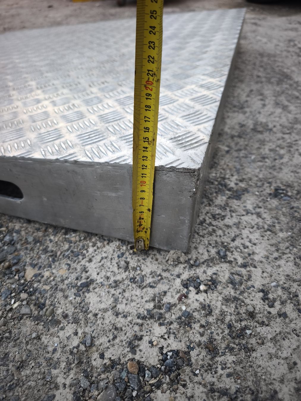 Rampe di accesso: Rampe  – Usato da Hinwil venduto da Legion88 4