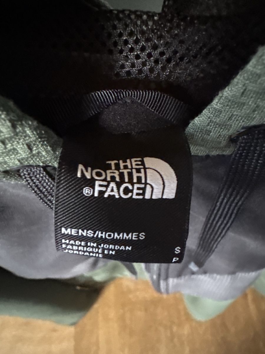 North Face Vestes: Kapuzenjacke The North Face – D'occasion à Horgen par Basil.Morini 1