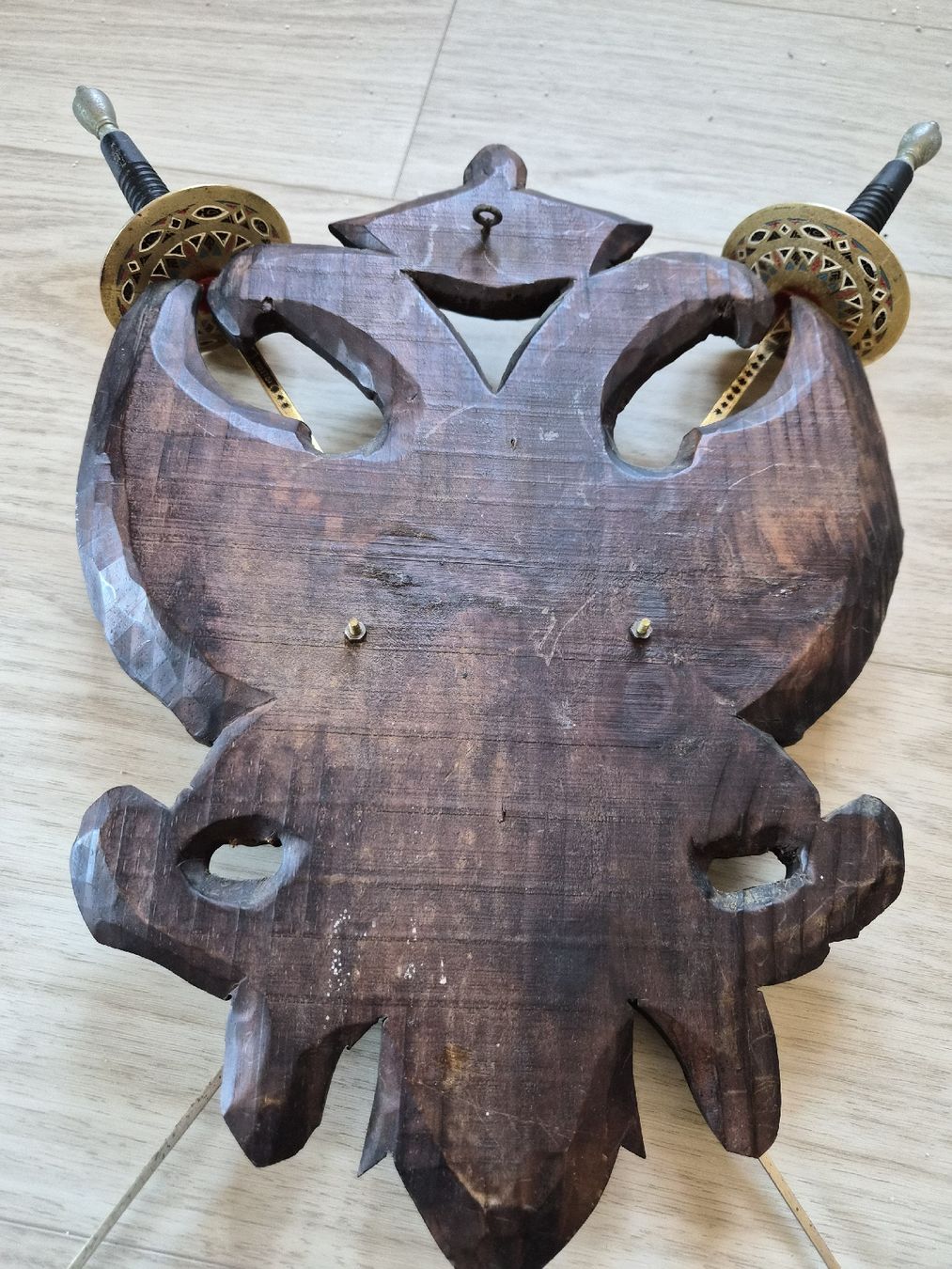 Toutes les décorations: Aigle sculpté bois avec épées, décoration murale, 40 cm – D'occasion à La Joux FR par car_ck96 4