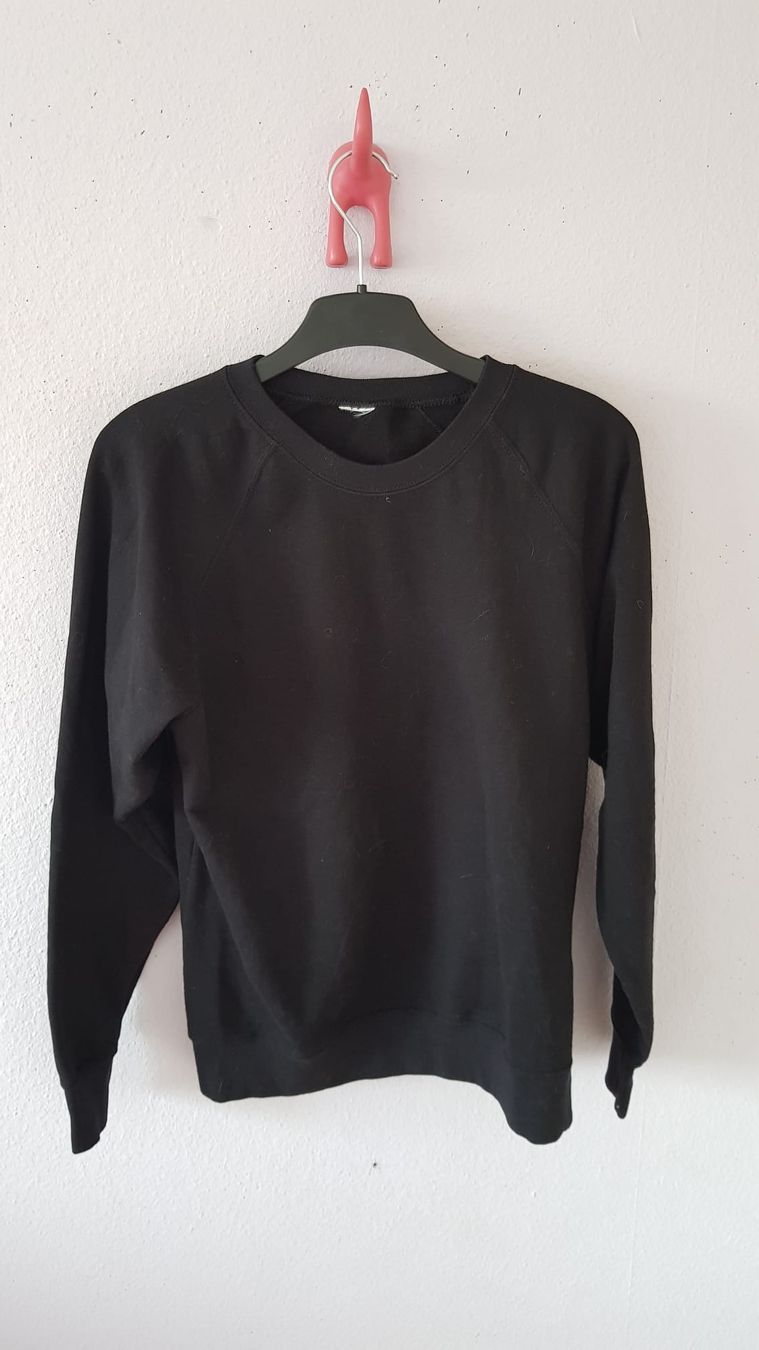 Maglioni & Felpe: Pull noir "Queen 01" Taille M – Nuovo (secondo la descrizione) da Versoix venduto da aline_b 1