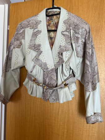 Lederjacke und Jupe Damen Leder