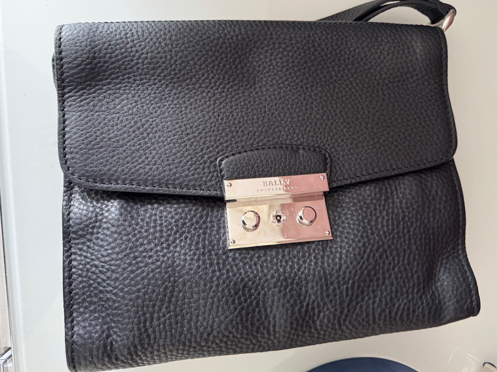 Bally Taschen für Damen: Bally damen  Clutch 21/26/7 cm – Neu und originalverpackt aus Volketswil von praxis12 6