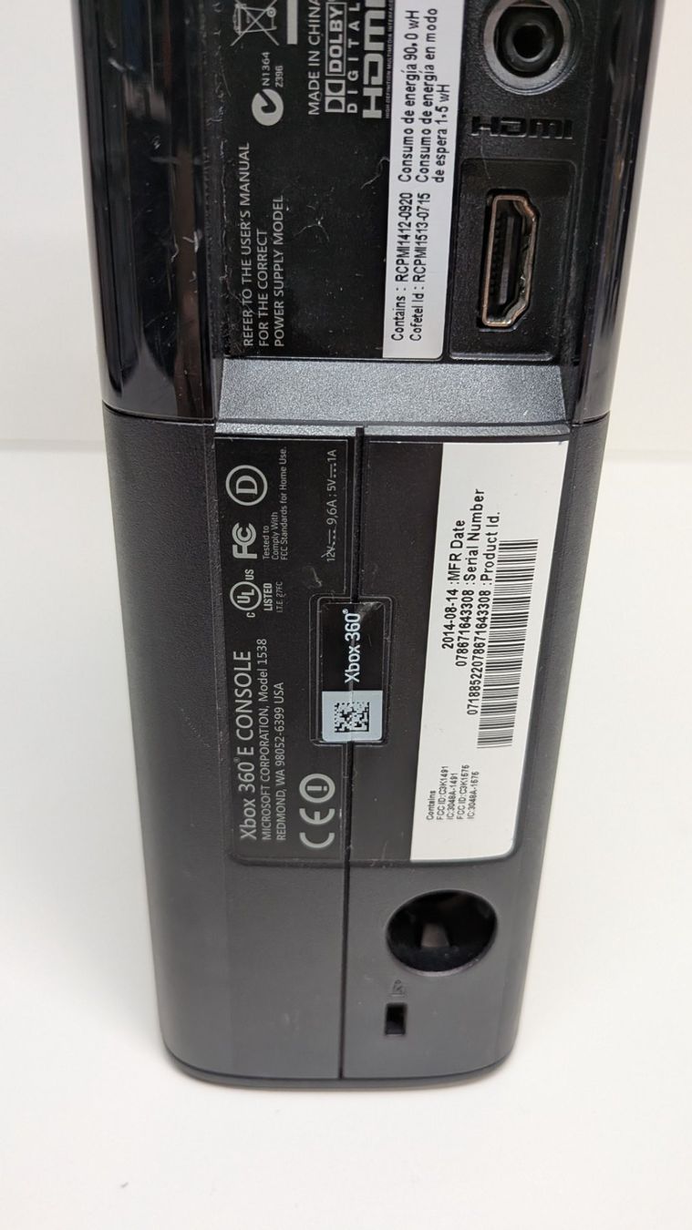 Microsoft Konsolen: Microsoft Xbox 360 E Konsole, 460 GB – Gebraucht aus Menziken von mame18 5