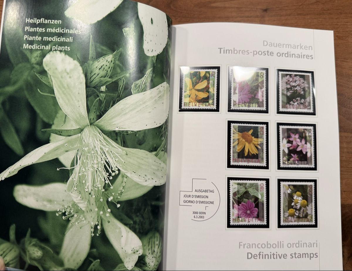 Tous les timbres: Jahrbuch 2003, komplett – D'occasion à Altdorf UR par Sanna08 2