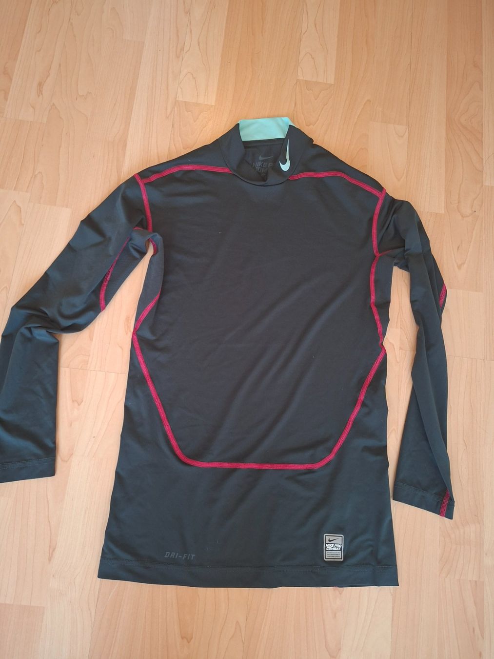 Nike T-shirt: Nike Pro Combat Shirt langarm Gr.M – Usato da Sumiswald venduto da Cicco02
