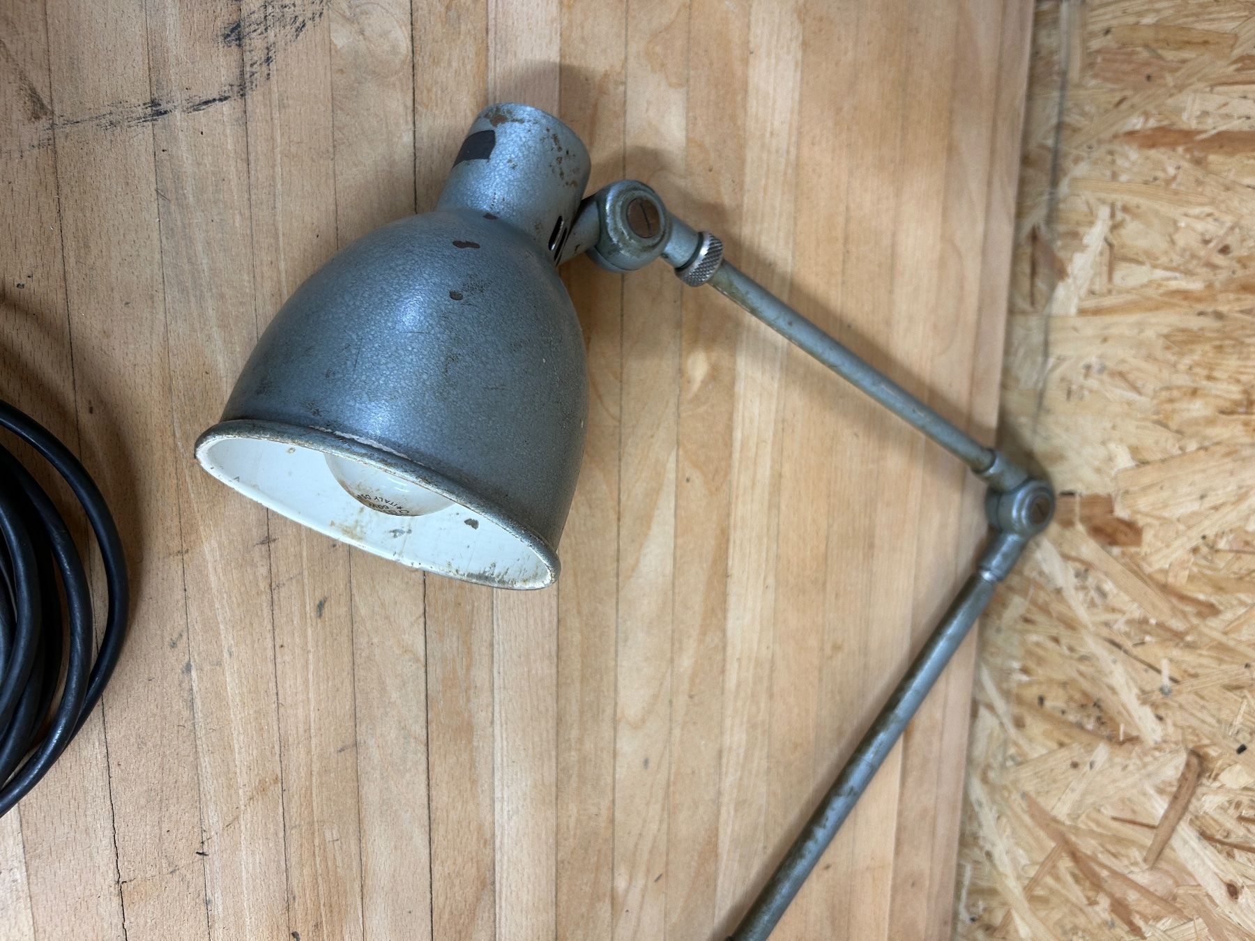 Lampade: Alte Maschinen-Lampe SCHAUBLIN – Usato da Rothenfluh venduto da BitterlinPartner 3