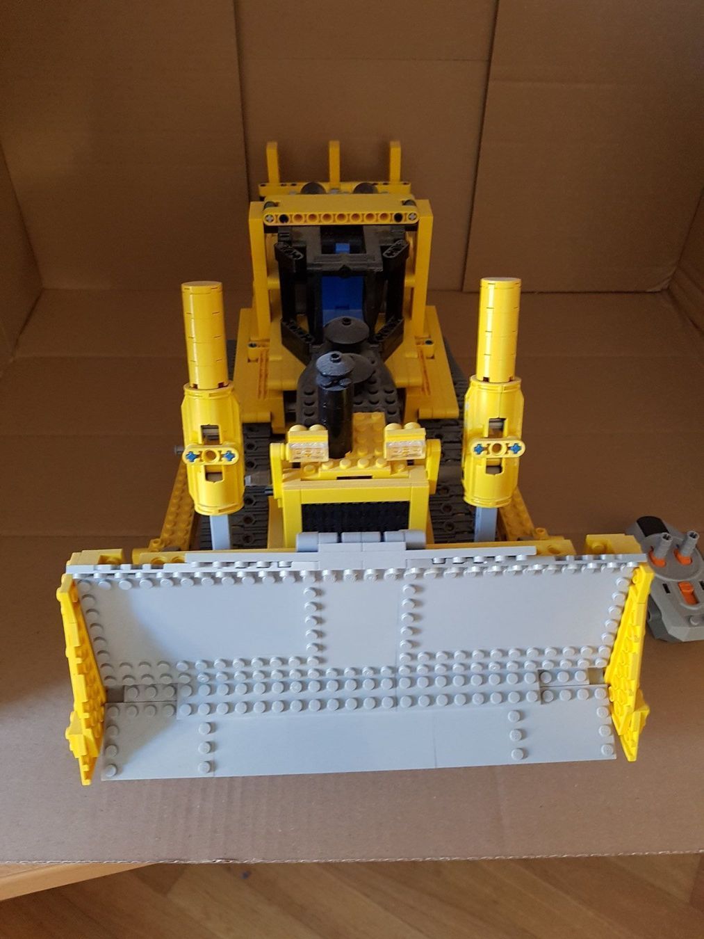 Lego Kit di costruzioni: LEGO Technic Bulldozer (motorisiert) – Usato da Sirnach venduto da Schte001 2