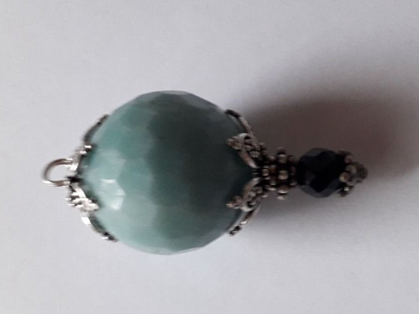 Ciondoli: Amazonit und Turmalin Stein, Silber rhodiniert. – Nuovo e nell'imballaggio originale da Winistorf venduto da acreativ2 2