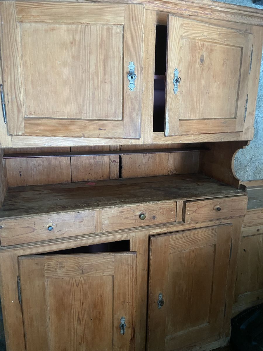 Schränke: Armoire de cuisine – Gebraucht aus Bevaix von car_fyw5 1