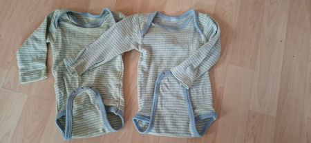 2 Bodys, Strampler, Babys, 62/68, (Wolle Seide?)