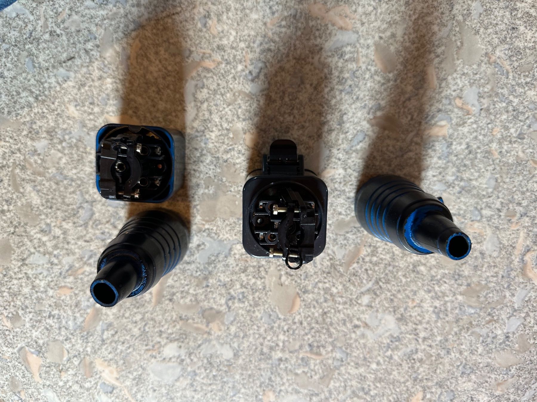 Spine: Stecker und Kupplung  J15 5 polig – Usato da Huttwil venduto da Bolpa 4