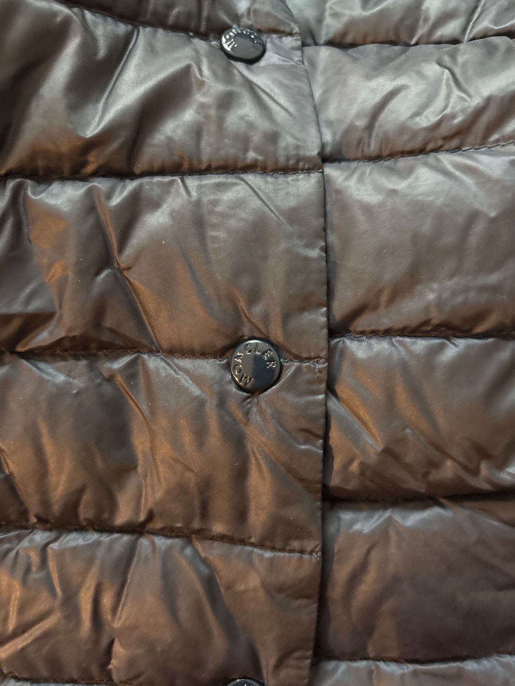 Moncler Giacche: Veste moncler femme – Usato da Biel/Bienne venduto da Shanti9187 4