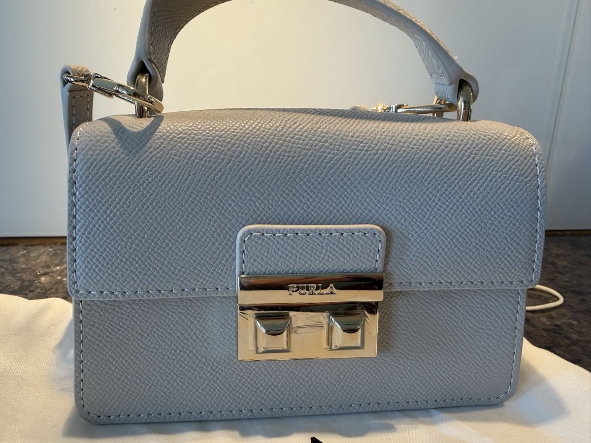 Furla Borse da donna: Furla-Handtasche, hellgrau, neuwertig – Nuovo e nell'imballaggio originale da Aarau venduto da iva_2m6b 1