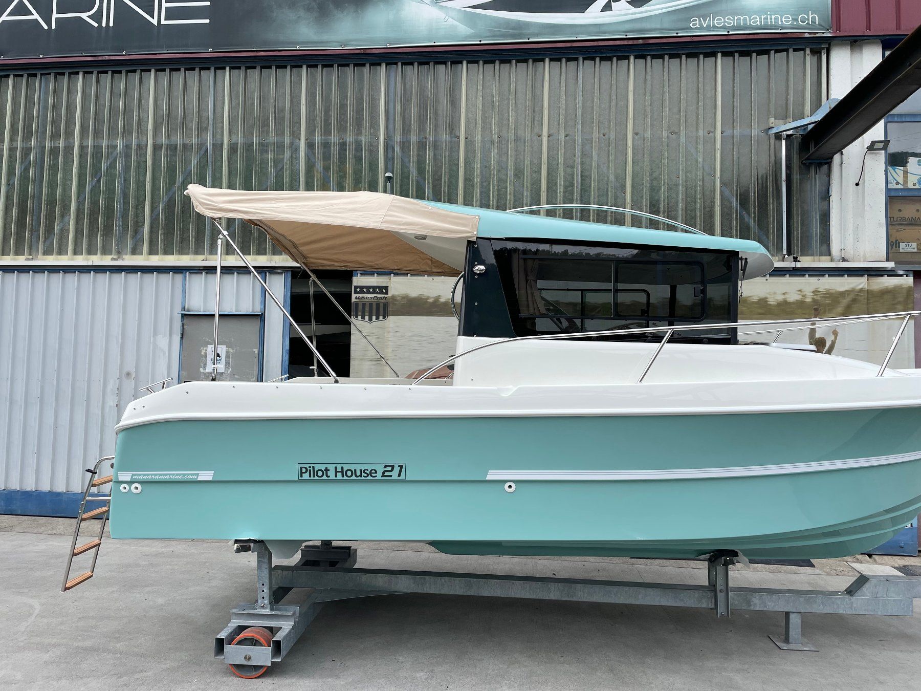 Barche: Pilothouse mit Motor 150 PS – Nuovo e nell'imballaggio originale da Quartino venduto da 5franc 1