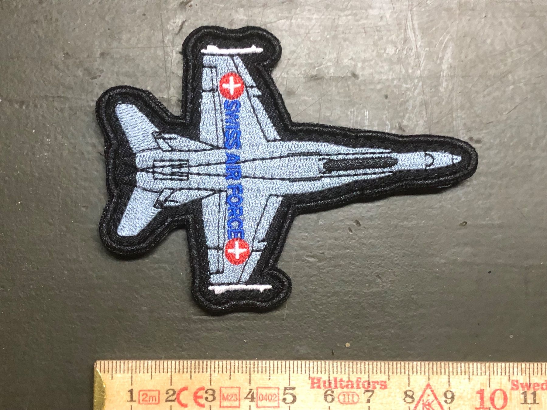 Schweizer Armee Placchette & Badge: Armee Luftwaffe Pilot Badge FA - 18 Super Hornet Patch – Nuovo (secondo la descrizione) da Madiswil venduto da TEMISO 1