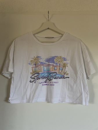 Pull&Bear cropped T-shirt