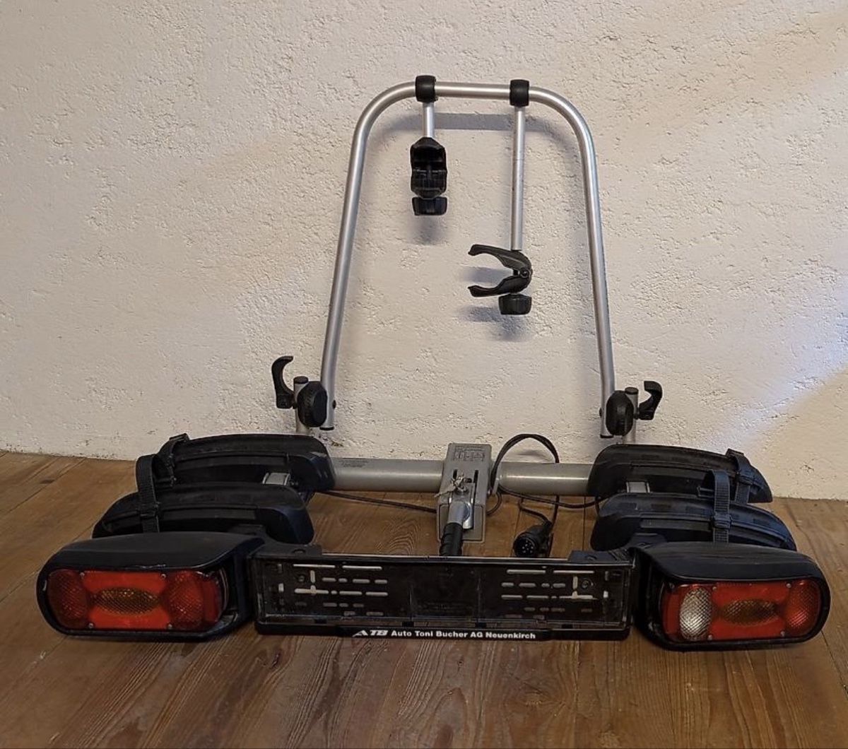 Thule Rimorchi: Fahrradträger Anhängerkupplung – Usato da Zürich venduto da Gadgets2020