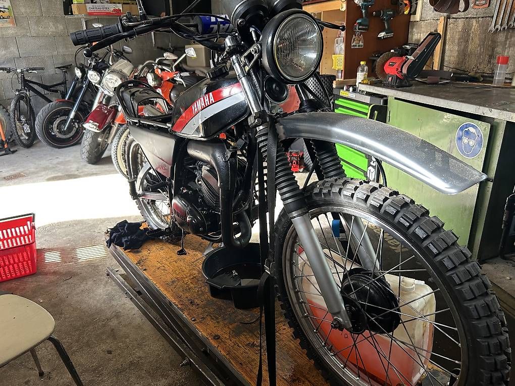 Yamaha Enduro: Yamaha 125 DTMX 2A8 1980 – Usato da Grandvillard venduto da gra_256j 1