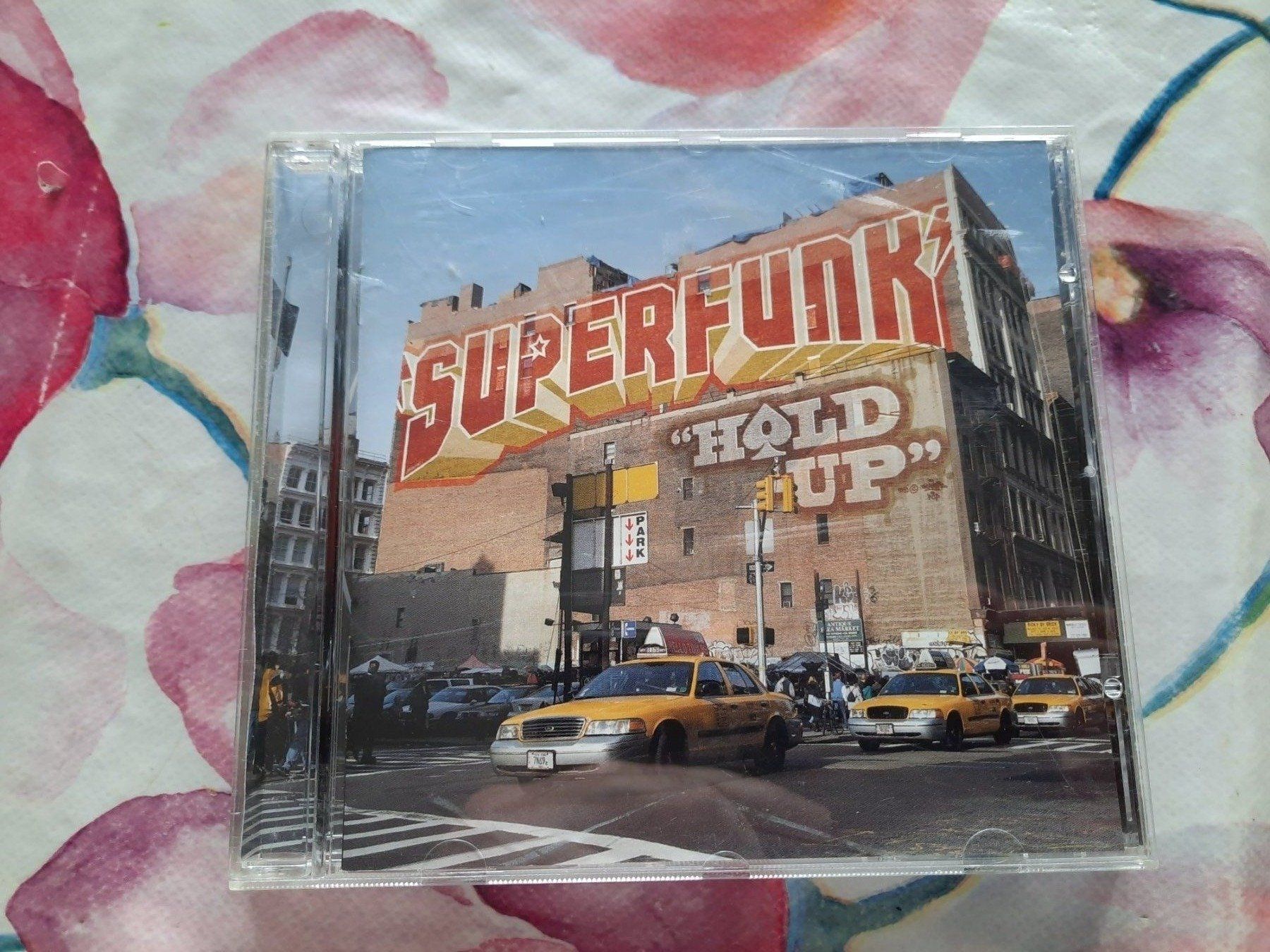 CD: CD Superfunk - Hold up – Usato da Pully venduto da bro_n52j
