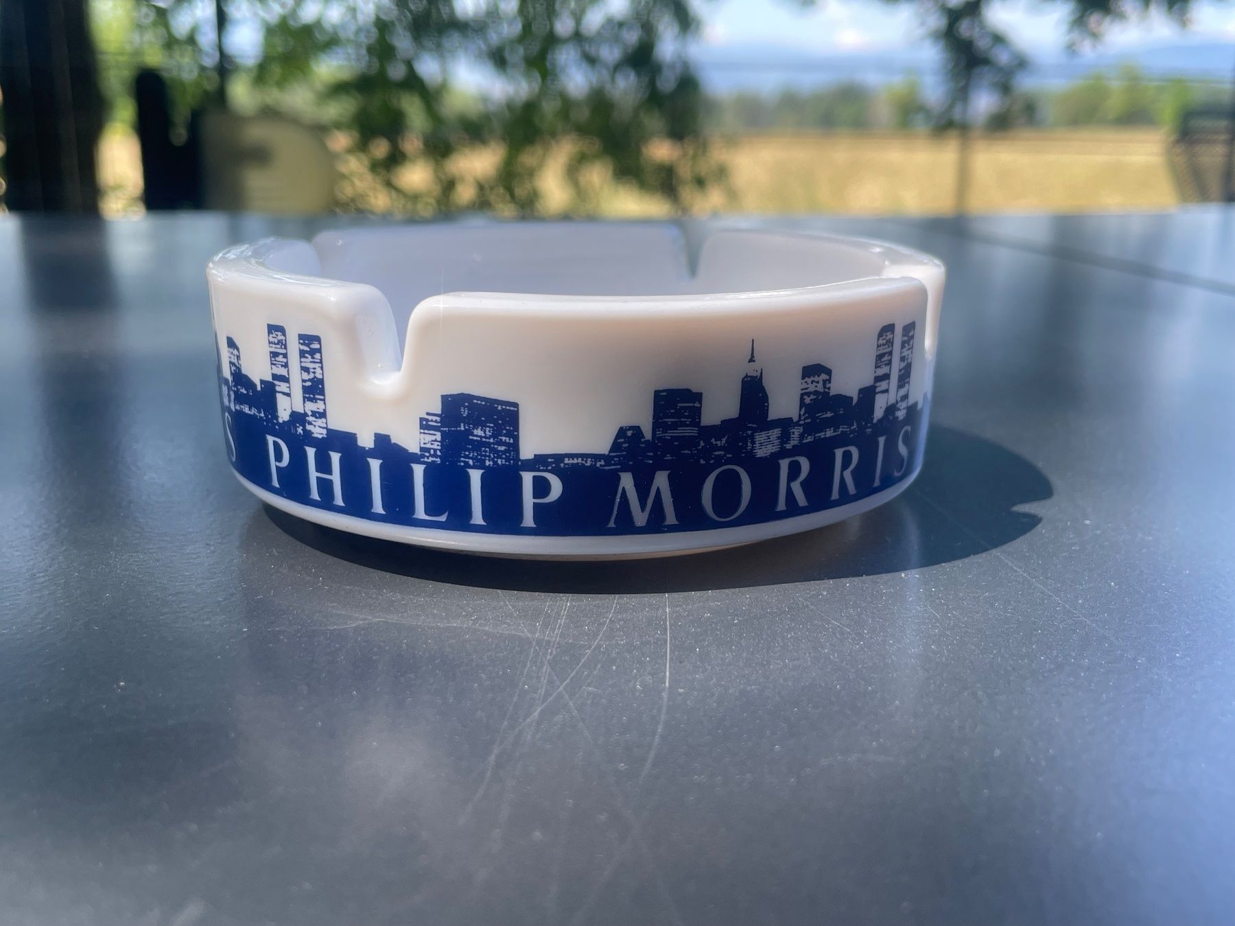 Portacenere: Aschenbecher Philip Morris – Usato da Gletterens venduto da XBHS7412 1