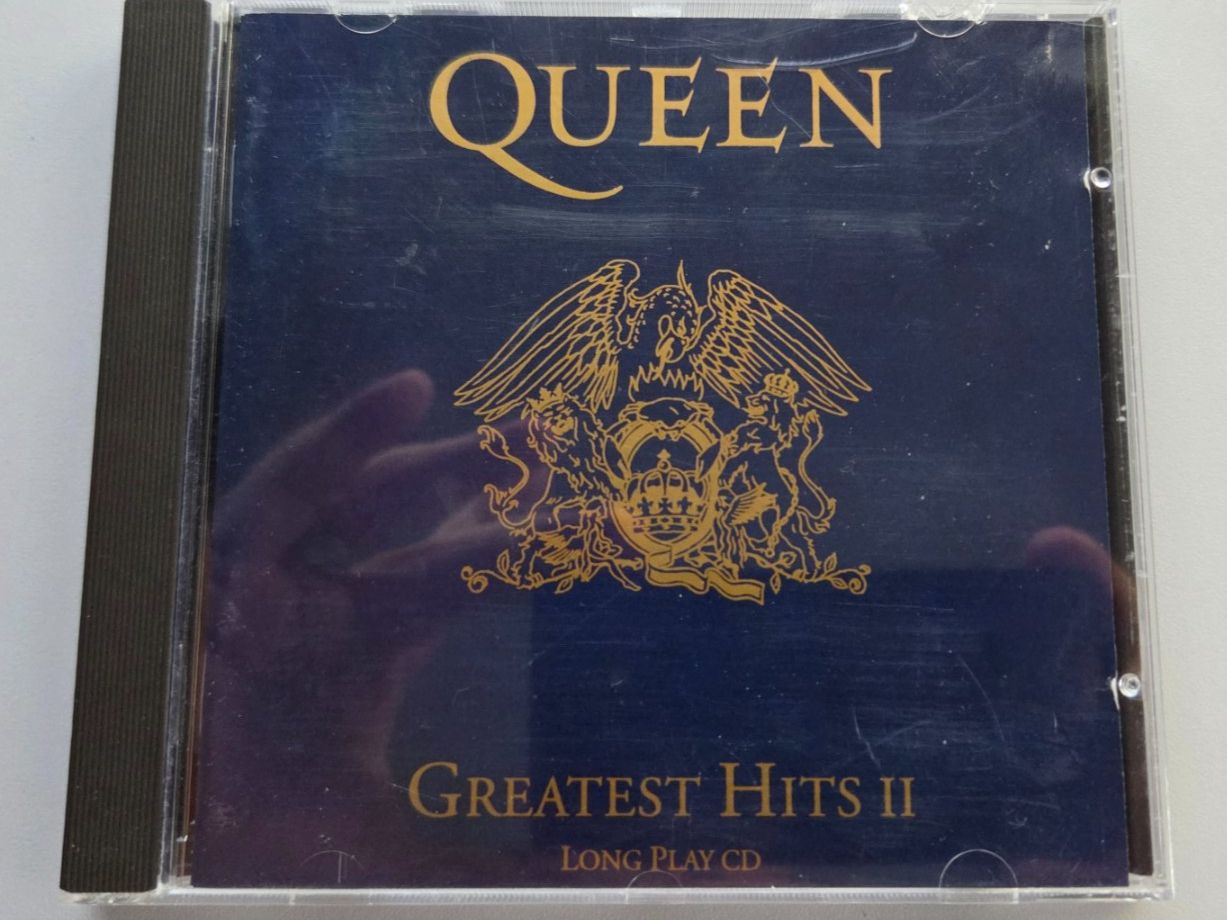 CDs: CD Queen - Greatest Hits II – D'occasion à Schaffhausen par Kellerrassel