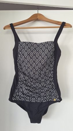 Lascana Badekleid Schwarz/Weiss Gr.38B - Sommerhit!