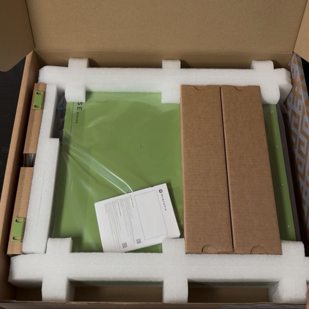 Server: Mikrotik ROSE Server – Neu und originalverpackt aus Gams von Tesacte 1