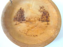 Aufhängeteller aus Holz, 1945, Zeichnung  T. Molinari