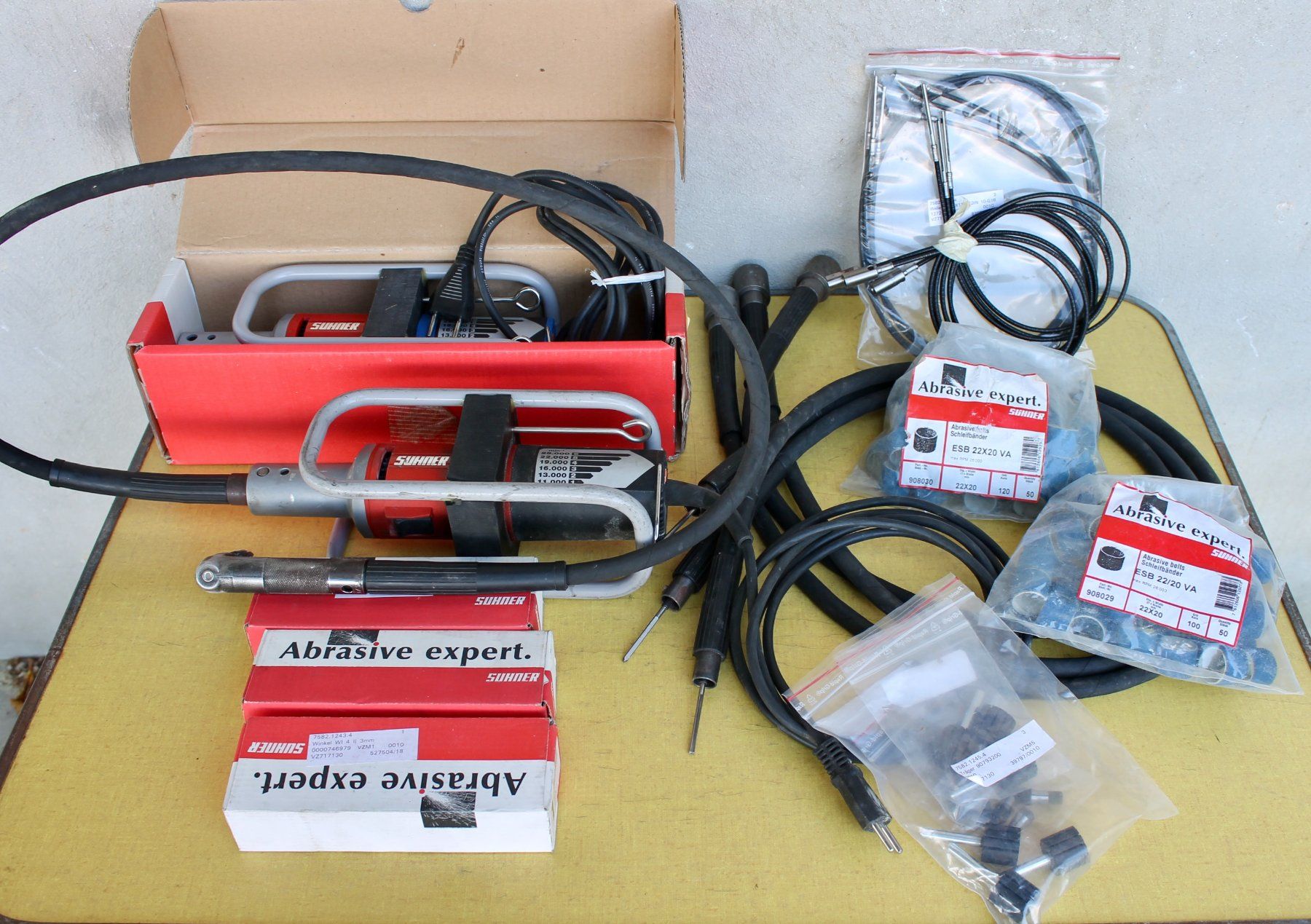 Suhner Tous les outils: Biegsame-Wellen-Set von SUHNER – D'occasion à Kirchlindach par hekilida