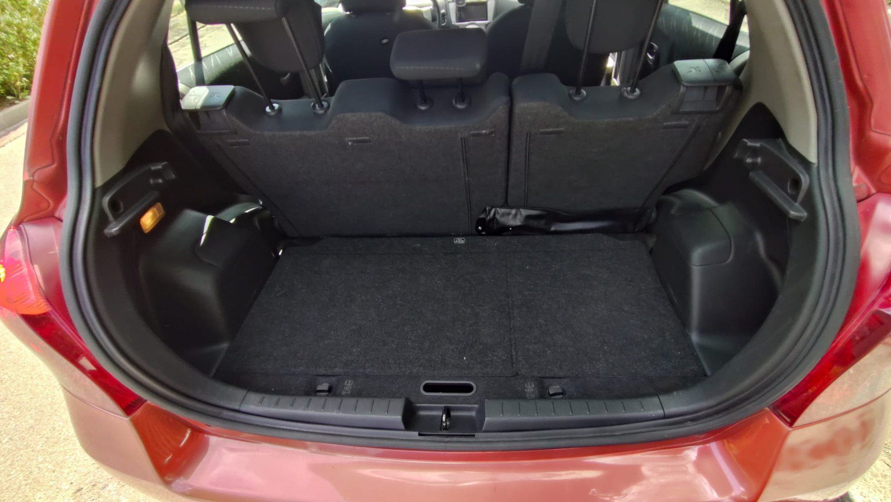 Toyota Autos: Toyota Yaris 1.3 – D'occasion à Winterthur par Floecke 1
