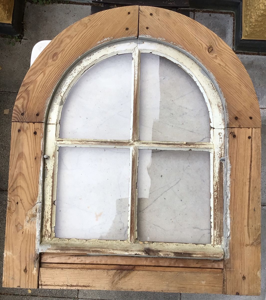 Finestre: Bogenfenster mit Rahmen, intakt – Usato da Ennetbaden venduto da Nab2012 3