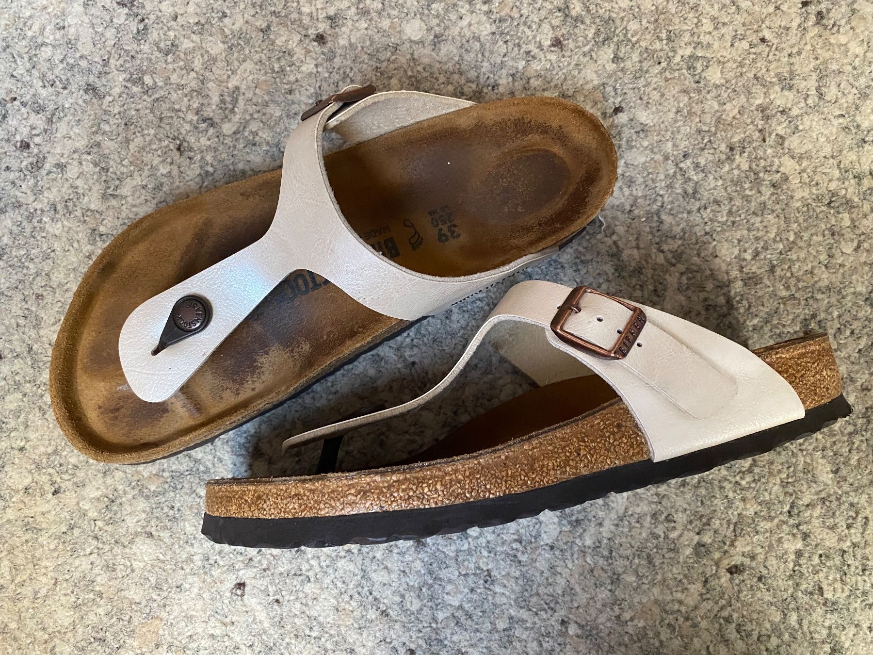 Birkenstock Chaussures femmes: Birkenstock Gizeh Gr. 39 – D'occasion à Wattwil par edel88 2