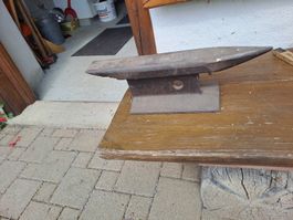 Amboss aus altem Geleise