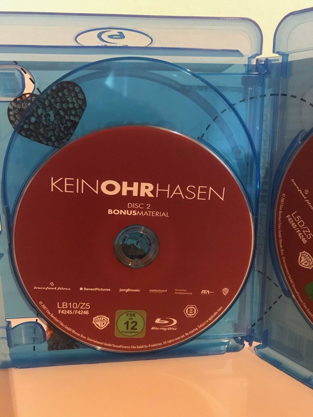 Tutti i DVDs: KeinOhrHasen - bluray – Nuovo (secondo la descrizione) da Liestal venduto da Adam-Grey 3