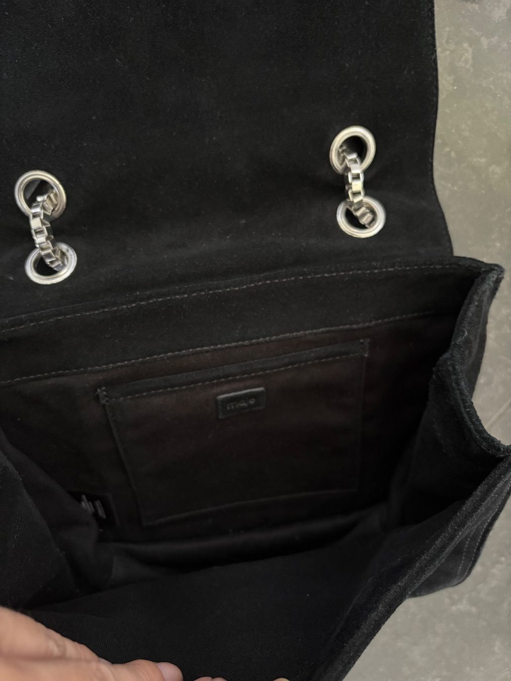 Taschen für Damen: Handtasche Wildleder schwarz MAJE – Gebraucht aus Gossau SG von diorella 2