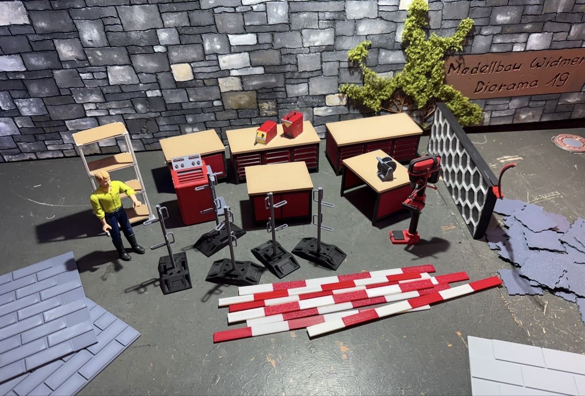 Modellismo RC: 1:14 Zubehör  – Usato da Altdorf UR venduto da modellbau-widmer