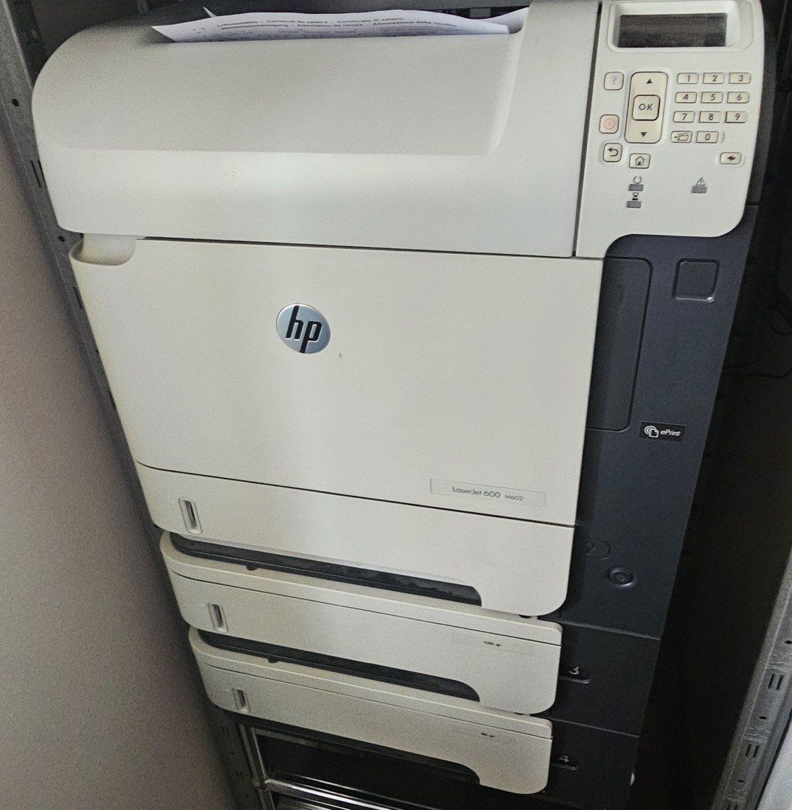 Hewlett Packard Stampanti: HP Laserjet 600 M602 – Usato da Bülach venduto da 8955a