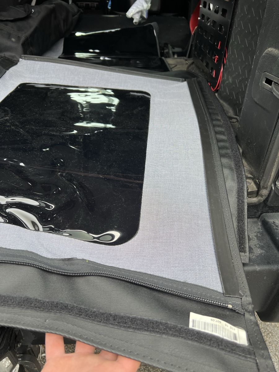 Mopar Tutti pezzi di ricambio auto: Softop Originale Mopar JKU jeep Wrangler – Nuovo (secondo la descrizione) da Brè sopra Lugano venduto da micheleschmid 7