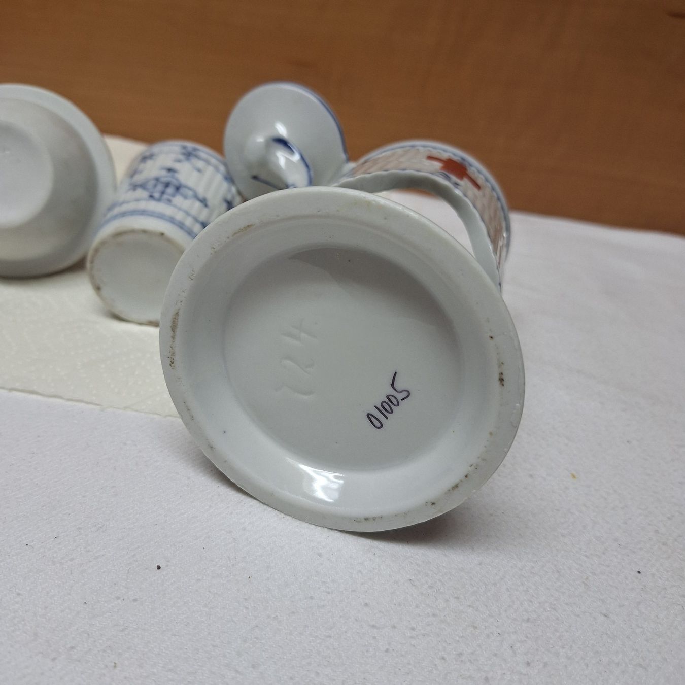 Attrezzature mediche: Versand möglich! Teile eines antiken Inhalationsapparates – Usato da Winterthur venduto da Goldpipau 2