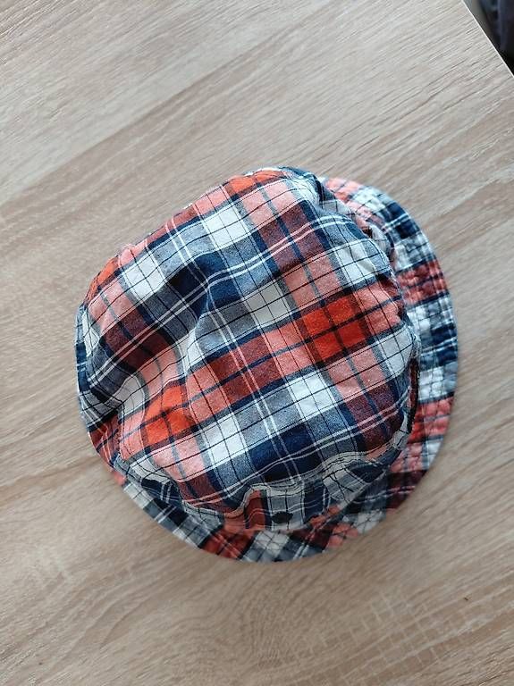 Altro abbigliamento per bambino: Sonnenhut Kleinkind – Usato da Dietikon venduto da Chadascha 1