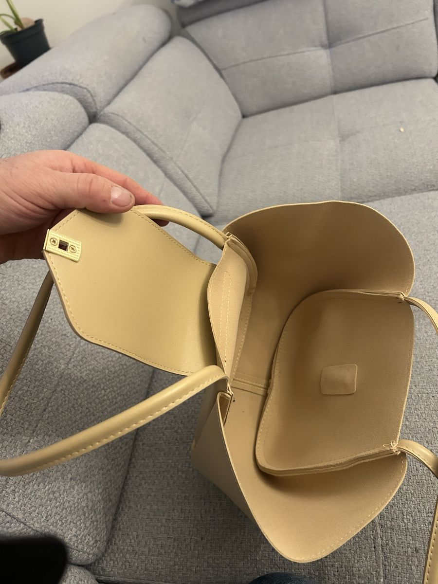 Taschen für Damen: Tasche – Gebraucht aus Basel von Krisztina.na 2