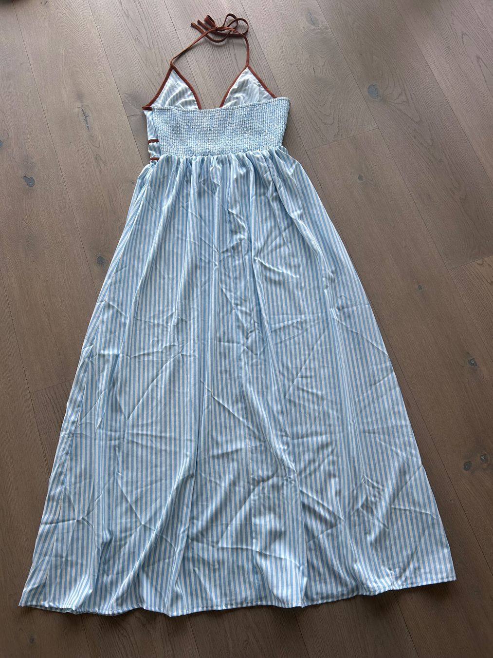 Vestiti: Neues Sommerkleid – Nuovo (secondo la descrizione) da Kilchberg ZH venduto da Anie. 2