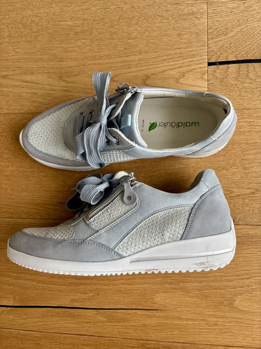 Scarpe da donna: Waldläufer Damenschuhe Gr. 5 Hellblau Sommer Sneaker Beque – Usato da Steffisburg venduto da Bird304