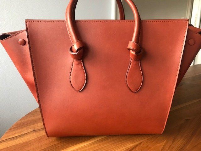 Celine Borse da donna: Celine Leder Knot Bag / Krawattentasche – Nuovo (secondo la descrizione) da Wilen b. Wollerau venduto da rosmarin13 1