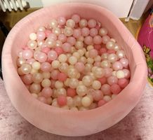 Rosa Bällebad, inkl. mehr als 150 Bälle, Top Zustand!